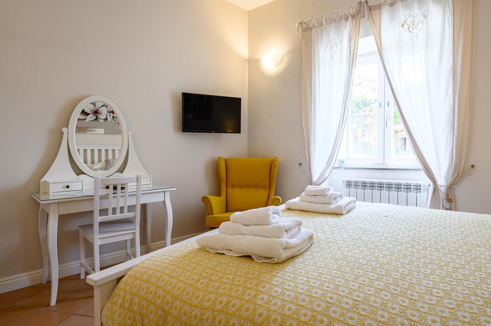 Отель Palazzo Gargano Prignano Cilento Экстерьер фото