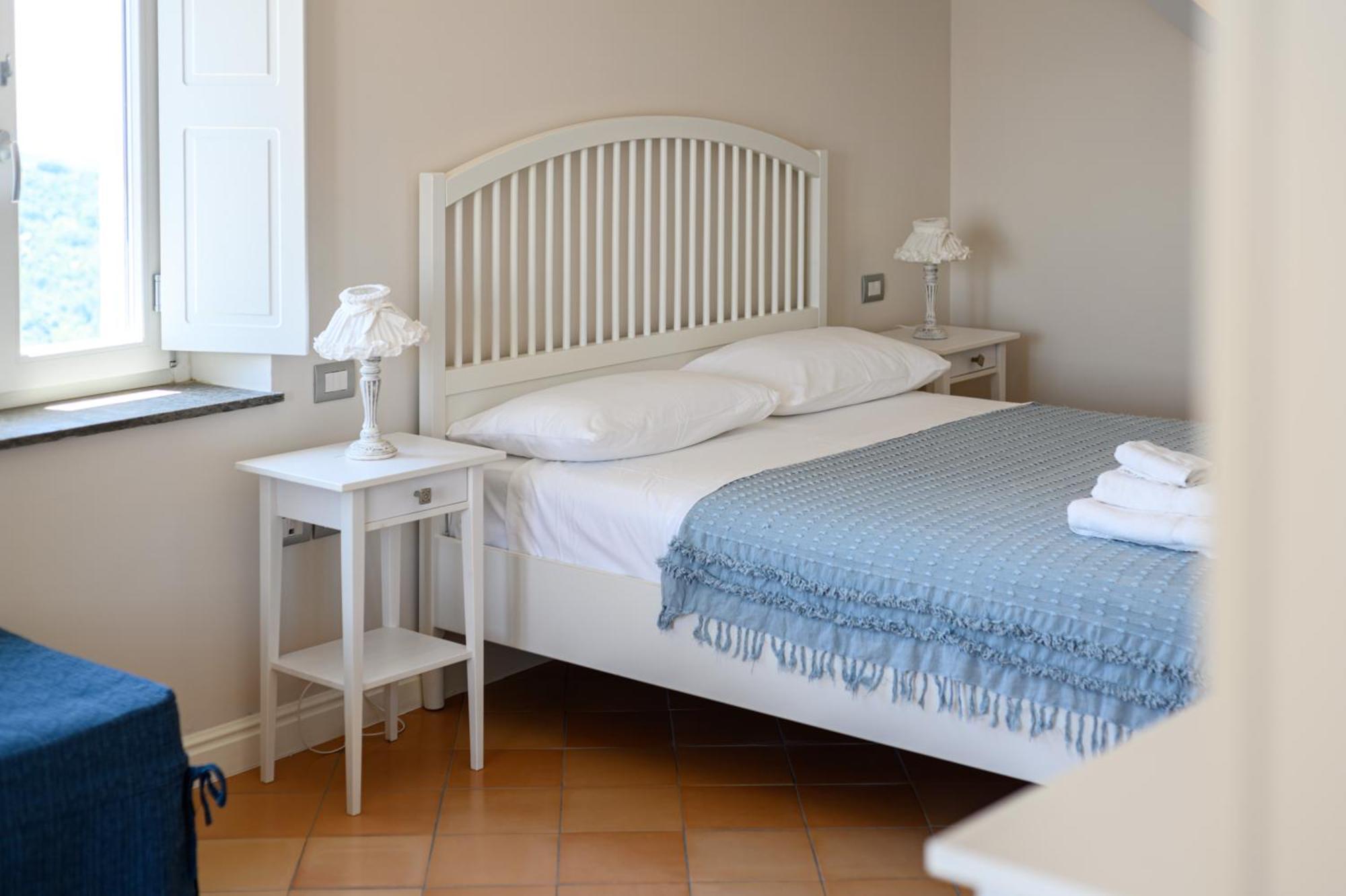 Отель Palazzo Gargano Prignano Cilento Экстерьер фото