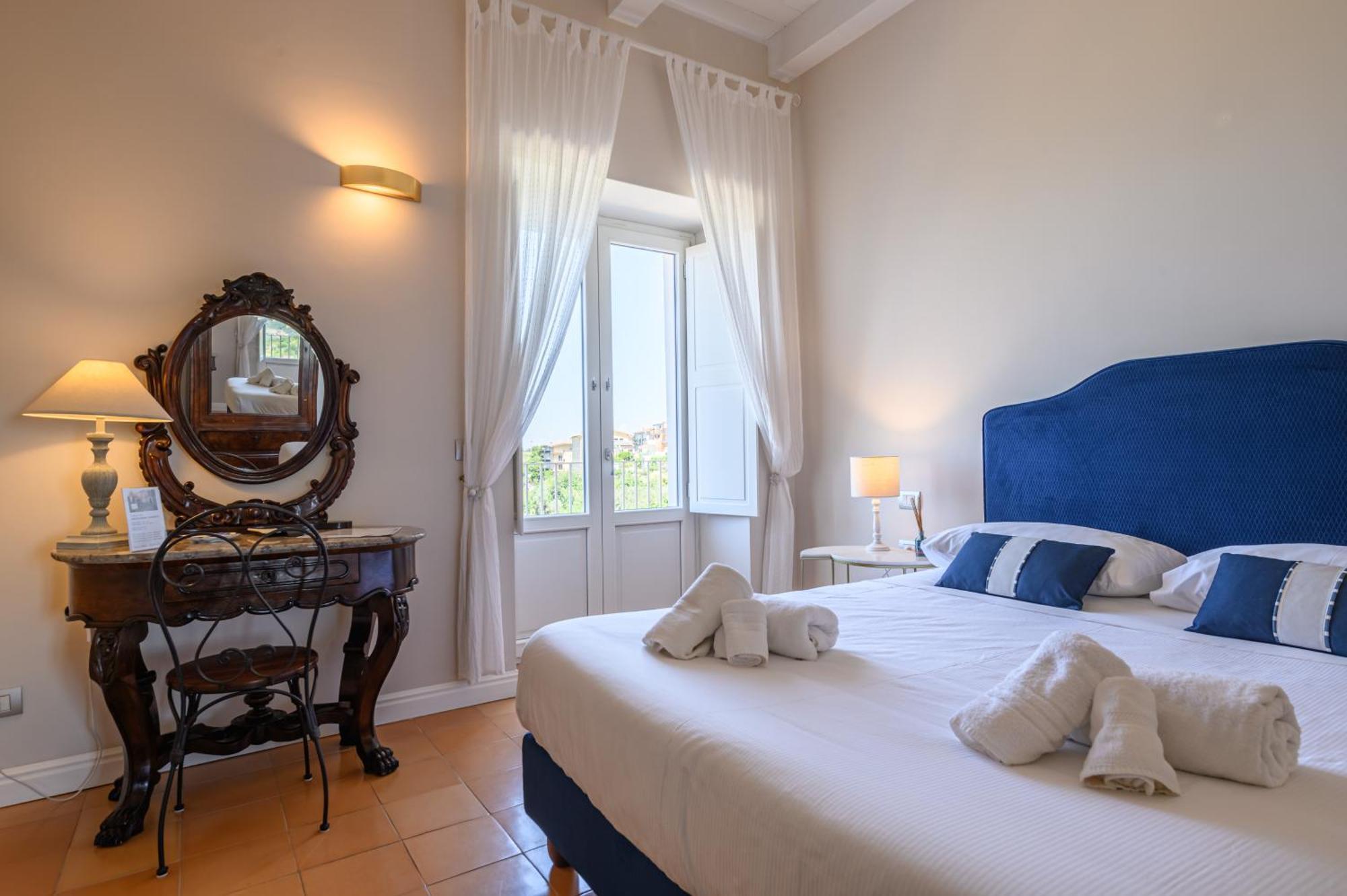 Отель Palazzo Gargano Prignano Cilento Экстерьер фото